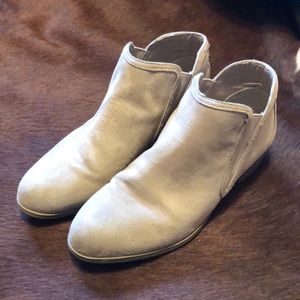 Maurice’s ankle bootie